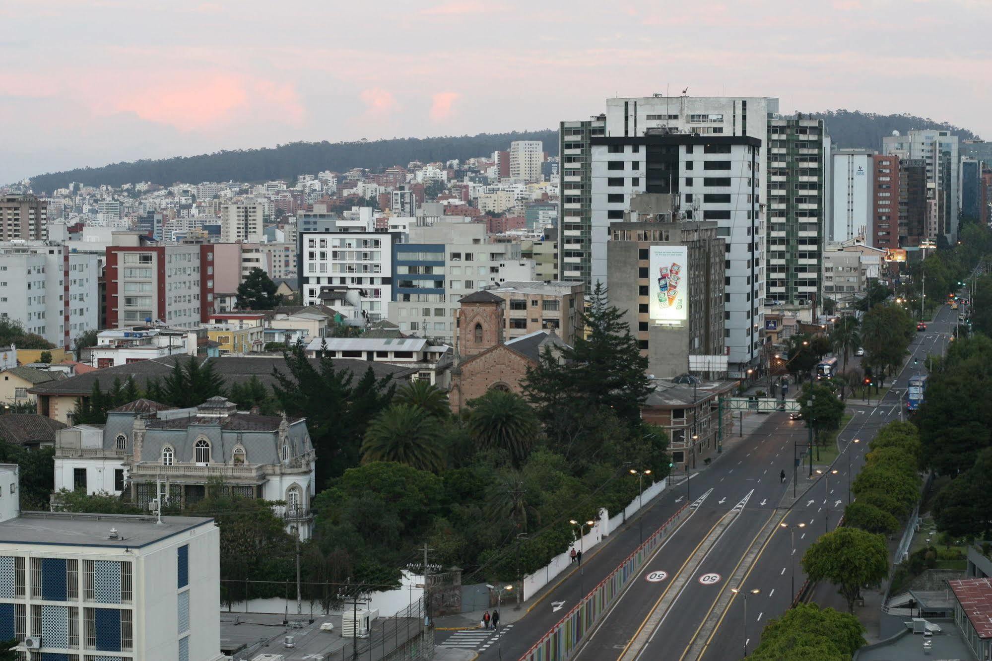 Hotel Tambo Real Quito Exteriör bild